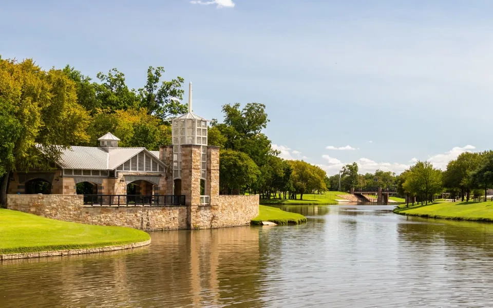 Commercial Roofing in Heritage Crossing, Irving, TX